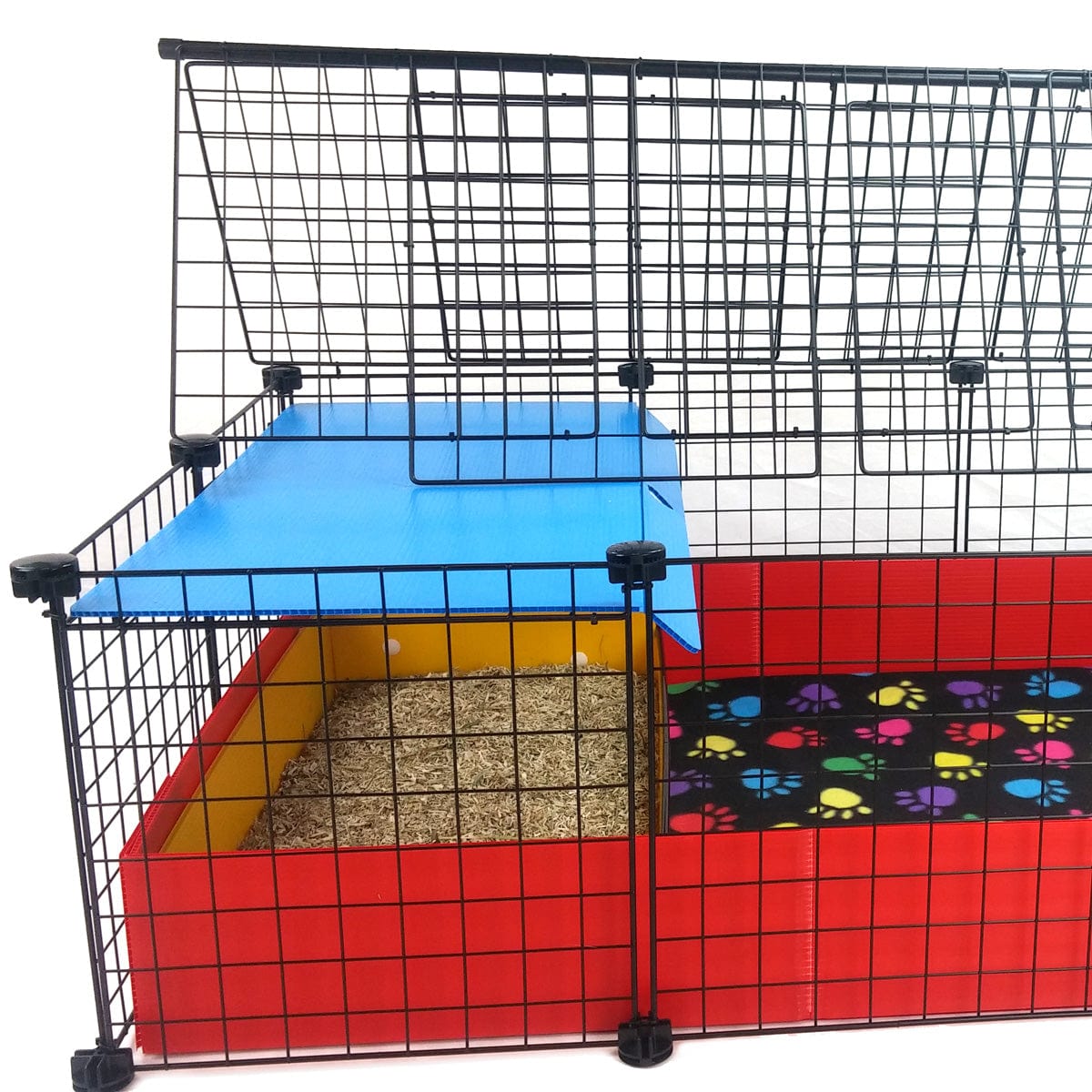 Light blue undercover canopy in a covered red C&C guinea pig cage
